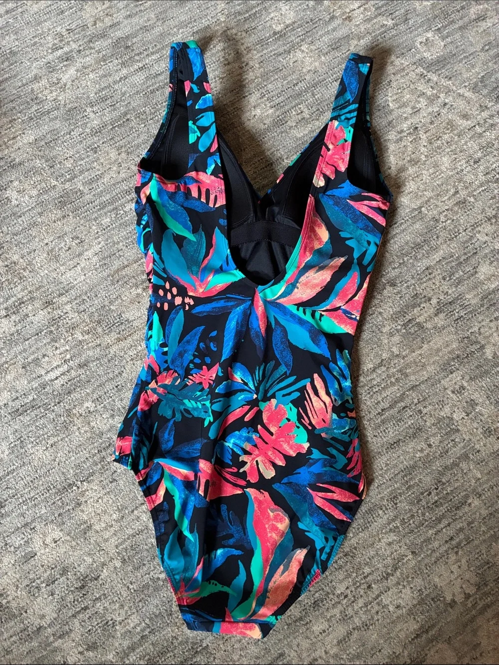 LL Bean new - One-Piece Swimsuit in Multicolor Tropical Print-size 8L